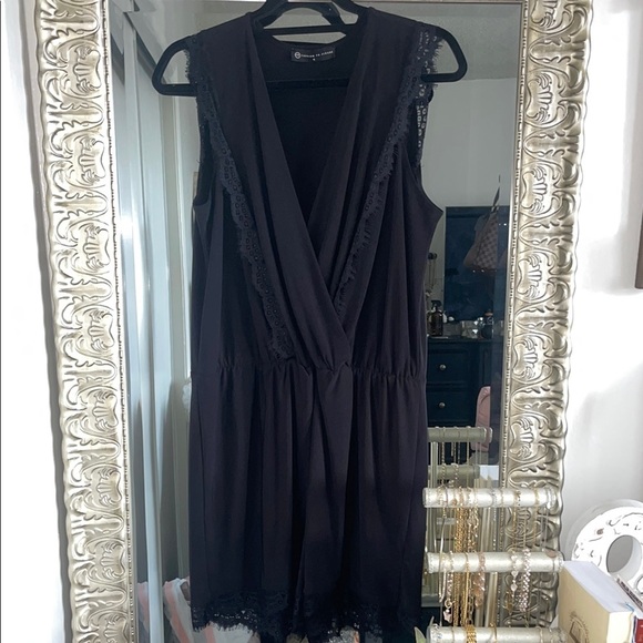 Black Sleeveless Lace romper size 0 plus XL - Picture 1 of 9